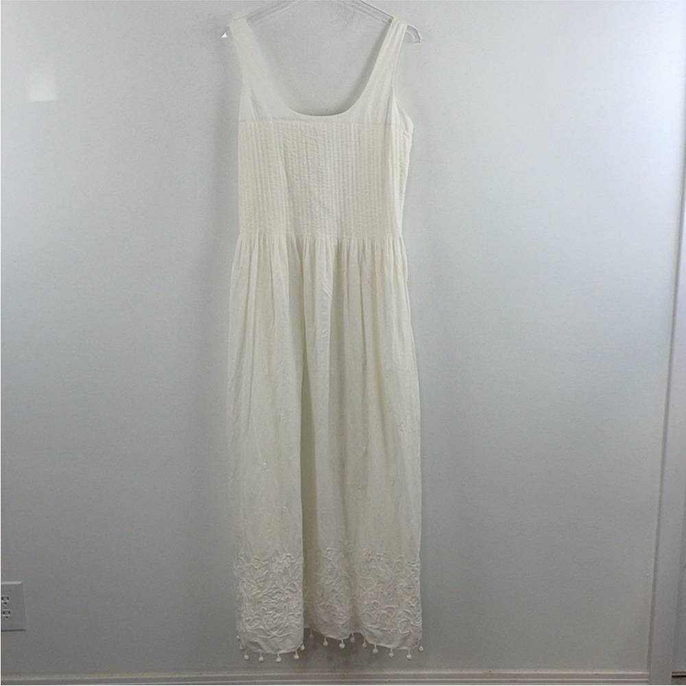 SzM Soft Surroundings Cream Maxi Dress with Embroidered Hem